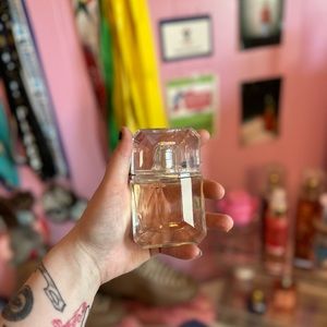 kkw beauty white diamond fragrance